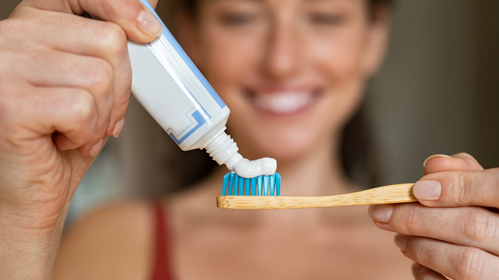How to Choose the Right Toothpaste for Your Dental Needs